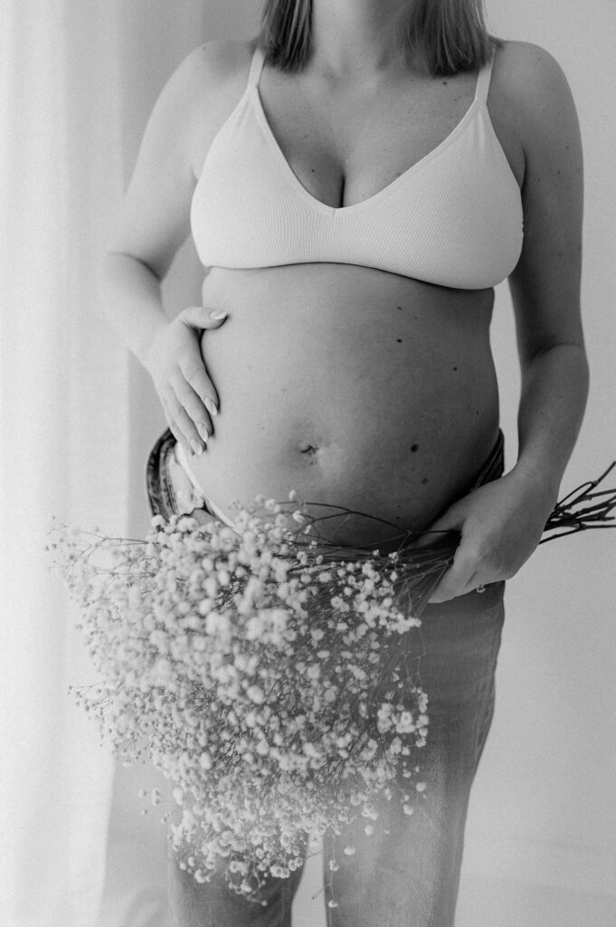 pregnancy photoshoot in York, near me